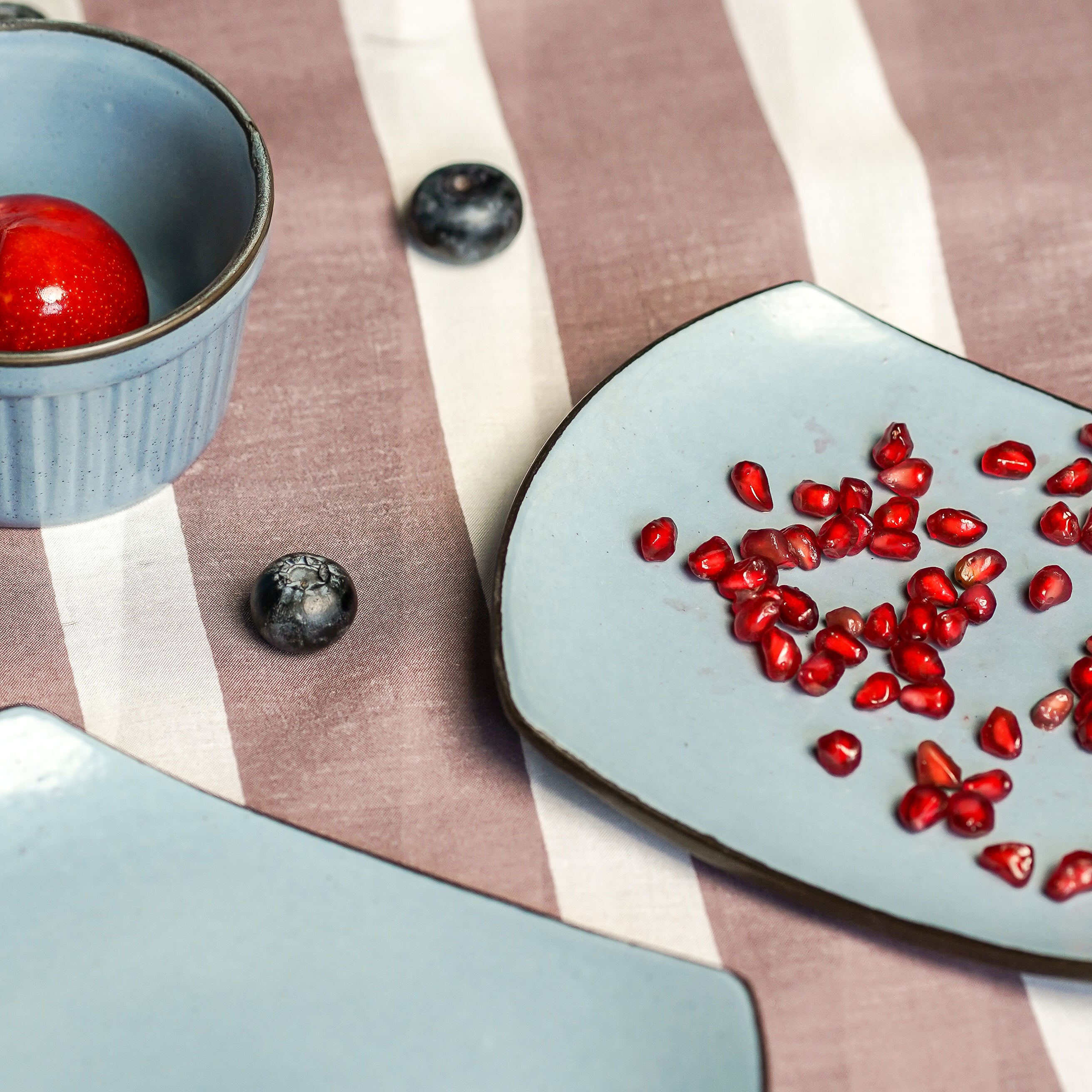 Toulouse Square Platter Set of Plates and Bowls (Set of 6)