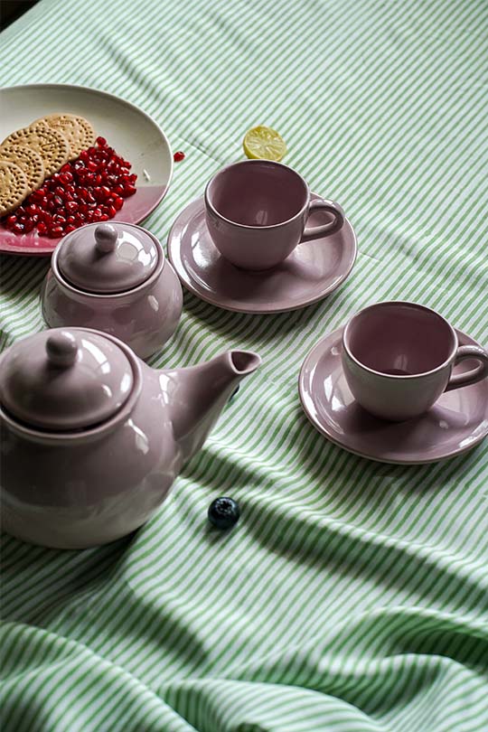 Buy Tea Cups and Saucers Set (Set of 4) Online