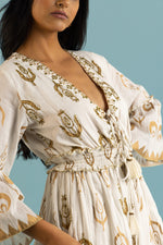 Load image into Gallery viewer, Melisa Boho Flare-Sleeved Summer Dress
