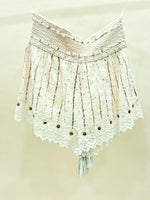 Load image into Gallery viewer, Highwaist Boho Off Whites Shorts
