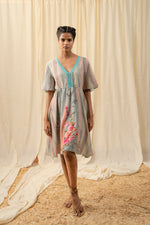 Load image into Gallery viewer, Oriental Striped Dress - labelreyya
