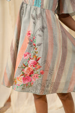 Load image into Gallery viewer, Oriental Striped Dress - labelreyya

