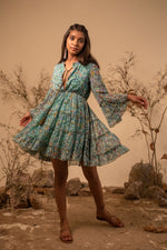 Load image into Gallery viewer, Green Floral Printed Dress
