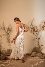 Load image into Gallery viewer, Off white Strappy Maxi
